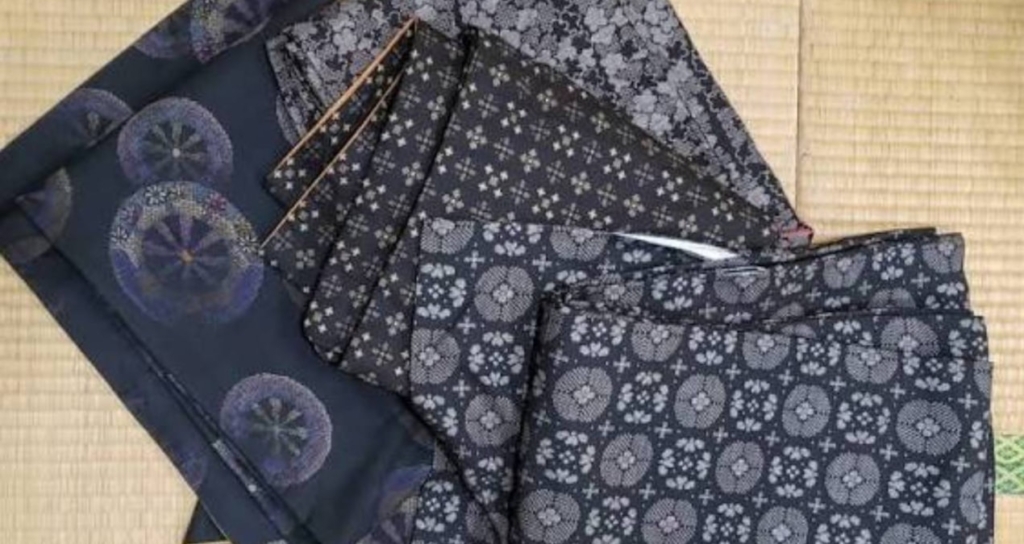 Japonya'da bir yılda dokunan geleneksel Oshima tsumugi ipeği 125 bin lirayı buluyor