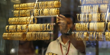 Kuyumcukent merkezli 64 kilogram altın dolandırıcılığı soruşturmasında 3 ilde operasyon yapıldı